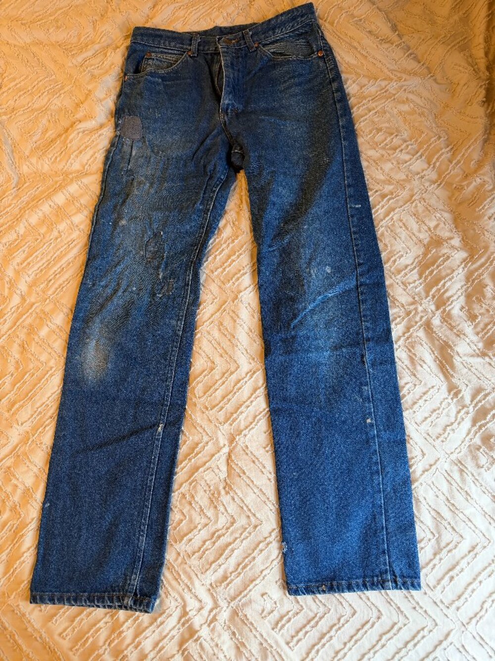 Vintage 80s or 90s Lee Jeans - Distressed/Thrashed - Made in USA - 32 x 34